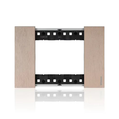 gid://shopify/Product/10833138123085_3