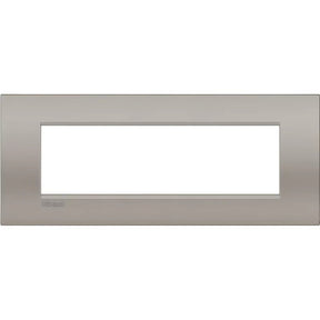 gid://shopify/Product/10833377296717_1