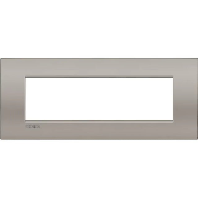 gid://shopify/Product/10833377296717_1