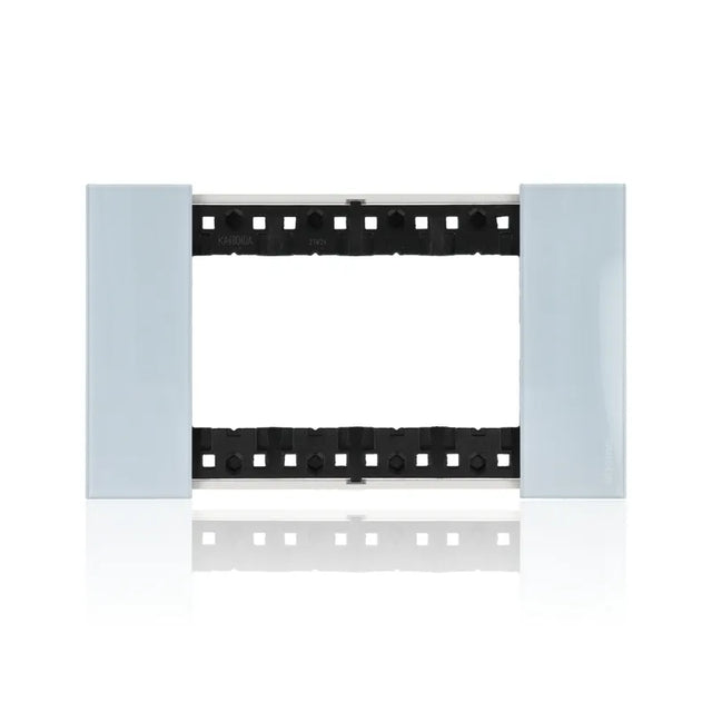 gid://shopify/Product/10833138647373_1