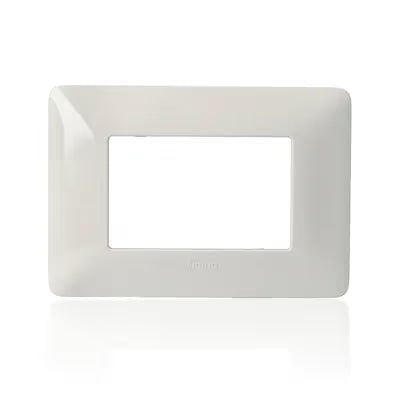 gid://shopify/Product/10833076453709_1