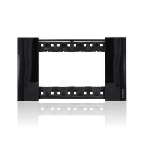 gid://shopify/Product/10833139040589_3