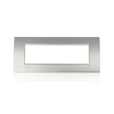 gid://shopify/Product/10833214439757_3