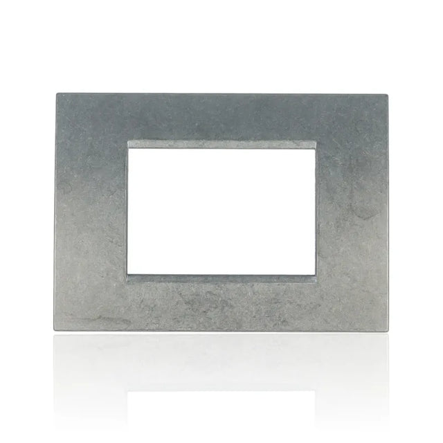 gid://shopify/Product/10833123836237_1
