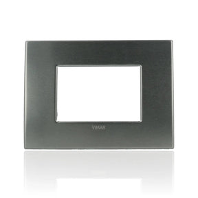 gid://shopify/Product/10830863466829_1