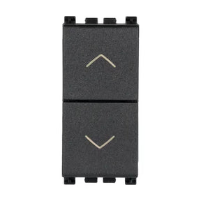 gid://shopify/Product/10830858977613_1