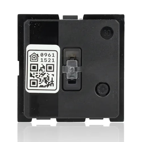 gid://shopify/Product/10833220567373_3