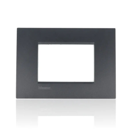 gid://shopify/Product/10833126228301_1
