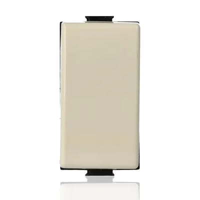 gid://shopify/Product/10833179705677_1
