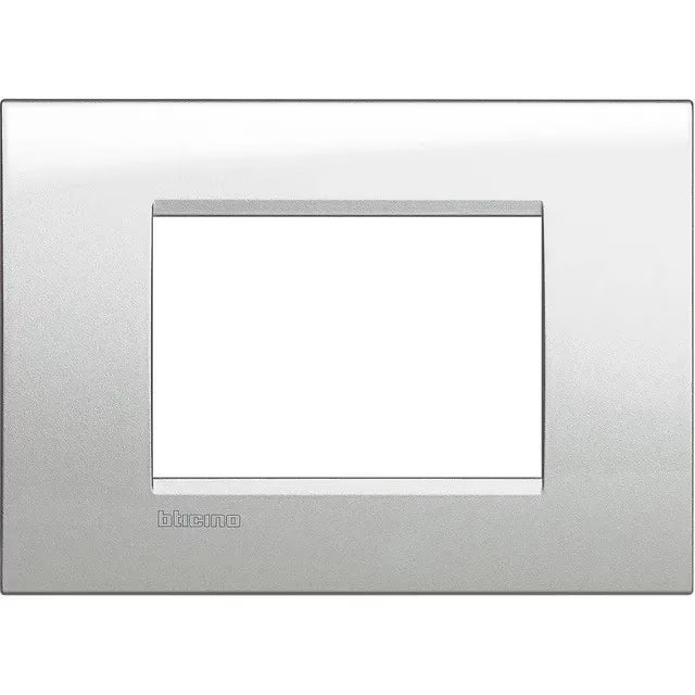 gid://shopify/Product/10833376641357_1