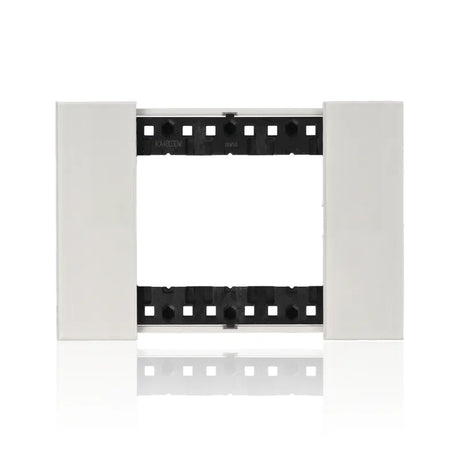 gid://shopify/Product/10833135206733_1