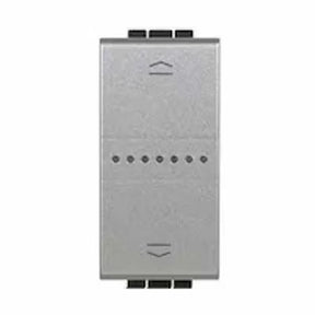 gid://shopify/Product/10833241211213_1