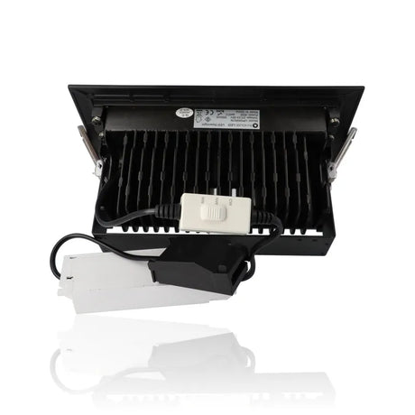 gid://shopify/Product/10833862885709_2