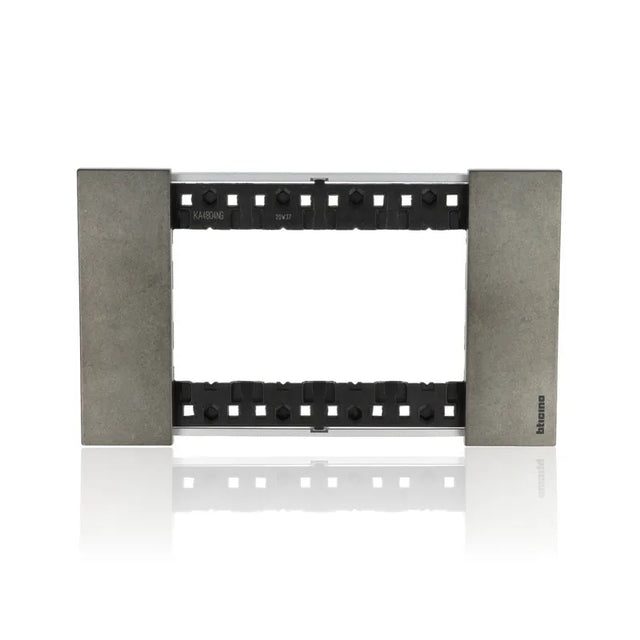 gid://shopify/Product/10833140646221_1