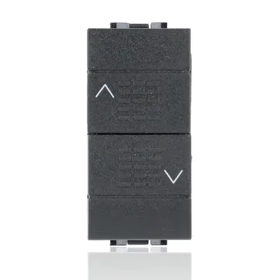 gid://shopify/Product/10833067114829_1