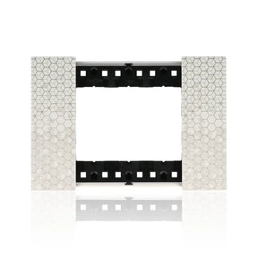 gid://shopify/Product/10833136582989_1