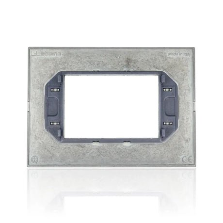 gid://shopify/Product/10833126228301_2